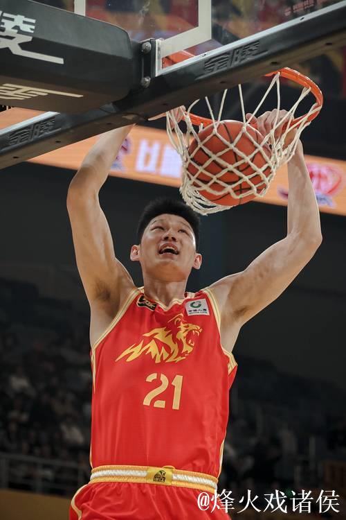 胡金秋35+13广厦2-1山西晋级八强 张宁23+8